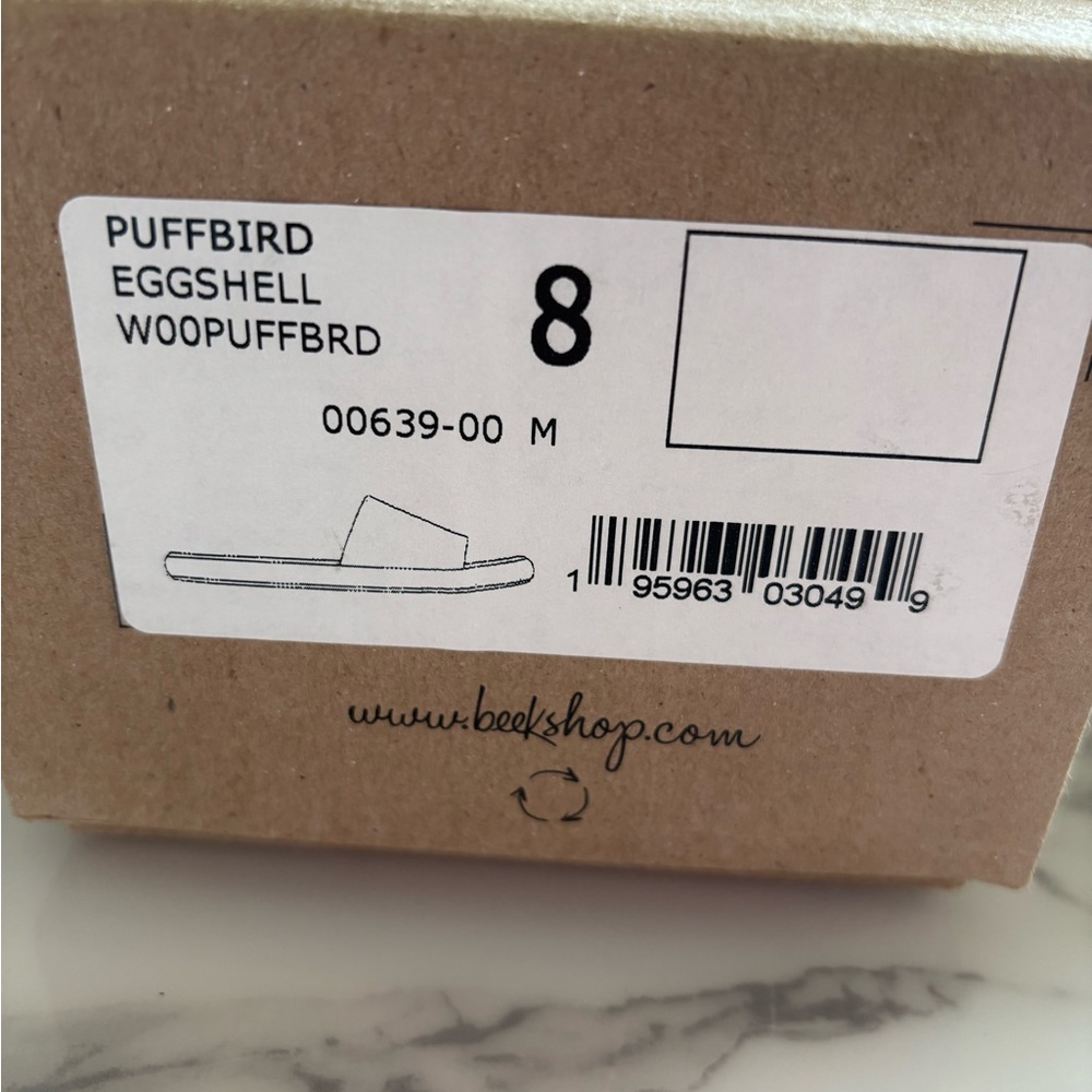 Beek puffbird slide sandal in Eggshell cream. New with box. - Picture 5 of 5